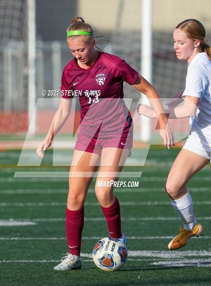 Thumbnail 2 in Highland vs. Perry (Coyote Classic Soccer Tournament) photogallery.