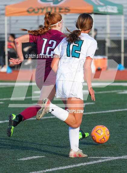Thumbnail 2 in Highland vs. Perry (Coyote Classic Soccer Tournament) photogallery.
