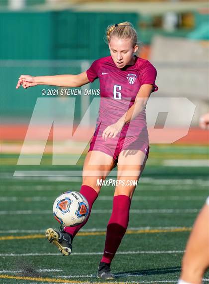 Thumbnail 1 in Highland vs. Perry (Coyote Classic Soccer Tournament) photogallery.