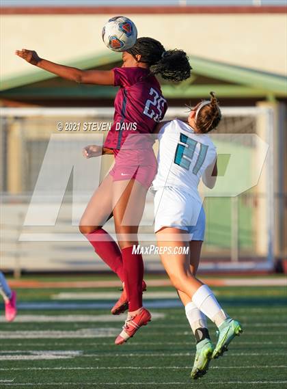 Thumbnail 2 in Highland vs. Perry (Coyote Classic Soccer Tournament) photogallery.