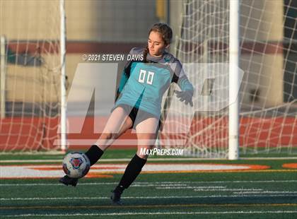 Thumbnail 3 in Highland vs. Perry (Coyote Classic Soccer Tournament) photogallery.