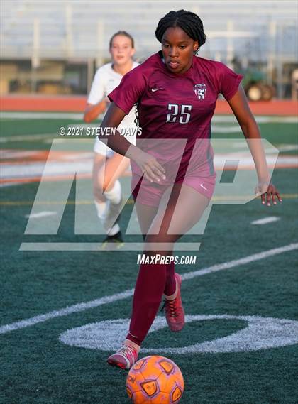 Thumbnail 3 in Highland vs. Perry (Coyote Classic Soccer Tournament) photogallery.