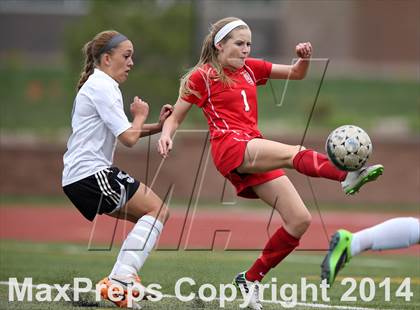Thumbnail 2 in Grandview vs. Regis Jesuit (CHSAA 5A Playoff First Round) photogallery.
