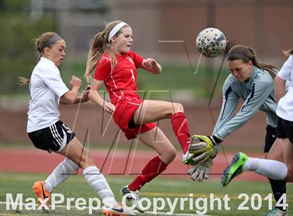 Thumbnail 3 in Grandview vs. Regis Jesuit (CHSAA 5A Playoff First Round) photogallery.
