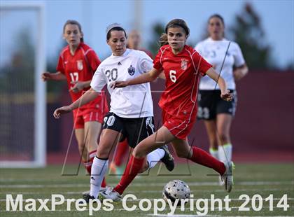 Thumbnail 2 in Grandview vs. Regis Jesuit (CHSAA 5A Playoff First Round) photogallery.