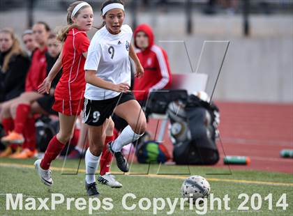 Thumbnail 2 in Grandview vs. Regis Jesuit (CHSAA 5A Playoff First Round) photogallery.
