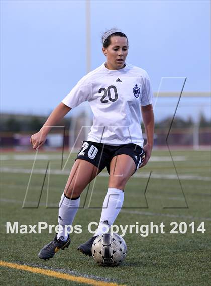 Thumbnail 2 in Grandview vs. Regis Jesuit (CHSAA 5A Playoff First Round) photogallery.