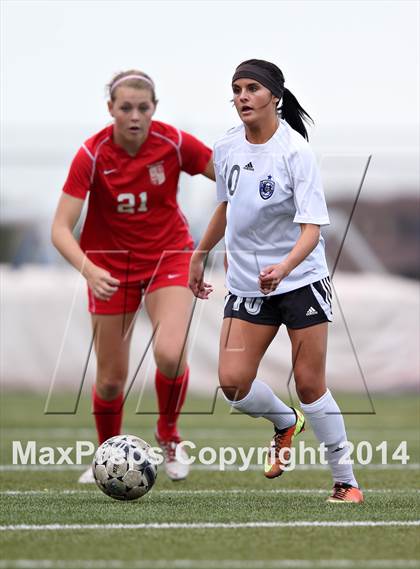 Thumbnail 3 in Grandview vs. Regis Jesuit (CHSAA 5A Playoff First Round) photogallery.