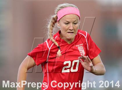 Thumbnail 2 in Grandview vs. Regis Jesuit (CHSAA 5A Playoff First Round) photogallery.