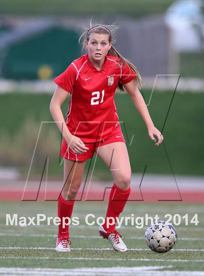 Thumbnail 2 in Grandview vs. Regis Jesuit (CHSAA 5A Playoff First Round) photogallery.