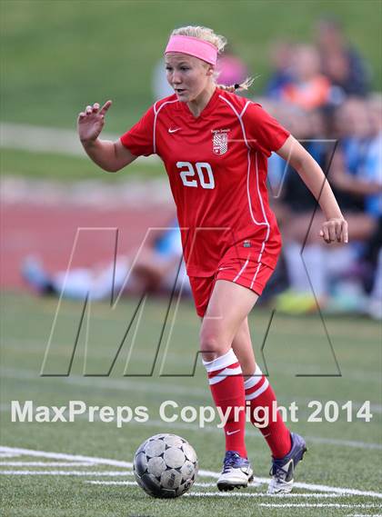 Thumbnail 3 in Grandview vs. Regis Jesuit (CHSAA 5A Playoff First Round) photogallery.