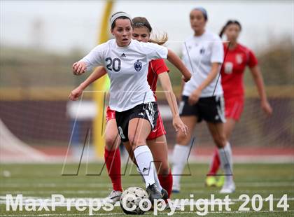 Thumbnail 1 in Grandview vs. Regis Jesuit (CHSAA 5A Playoff First Round) photogallery.