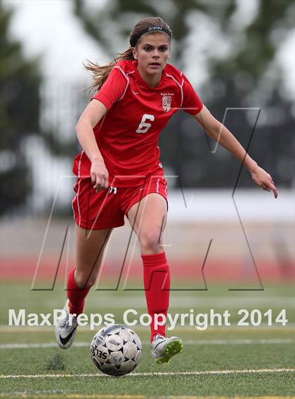 Thumbnail 1 in Grandview vs. Regis Jesuit (CHSAA 5A Playoff First Round) photogallery.