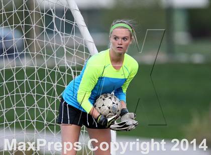 Thumbnail 2 in Grandview vs. Regis Jesuit (CHSAA 5A Playoff First Round) photogallery.