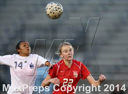 Thumbnail 3 in Grandview vs. Regis Jesuit (CHSAA 5A Playoff First Round) photogallery.