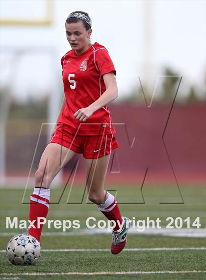 Thumbnail 2 in Grandview vs. Regis Jesuit (CHSAA 5A Playoff First Round) photogallery.