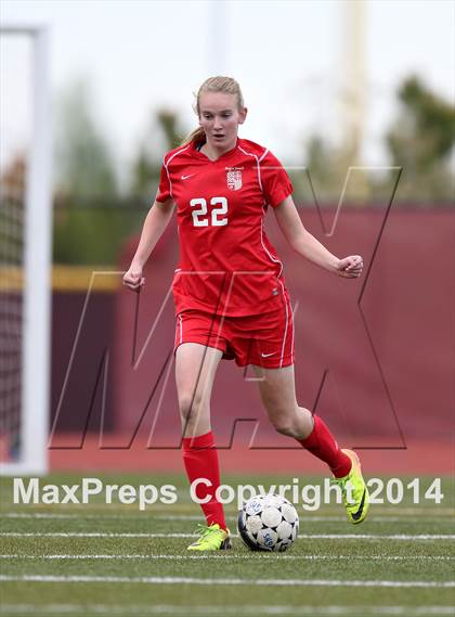 Thumbnail 3 in Grandview vs. Regis Jesuit (CHSAA 5A Playoff First Round) photogallery.