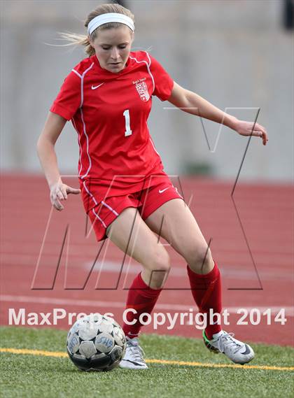 Thumbnail 3 in Grandview vs. Regis Jesuit (CHSAA 5A Playoff First Round) photogallery.