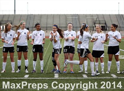 Thumbnail 2 in Grandview vs. Regis Jesuit (CHSAA 5A Playoff First Round) photogallery.