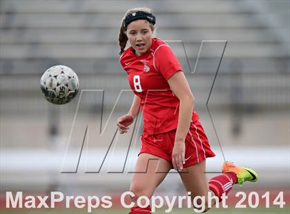 Thumbnail 1 in Grandview vs. Regis Jesuit (CHSAA 5A Playoff First Round) photogallery.