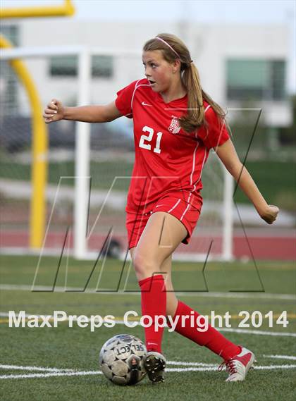 Thumbnail 1 in Grandview vs. Regis Jesuit (CHSAA 5A Playoff First Round) photogallery.