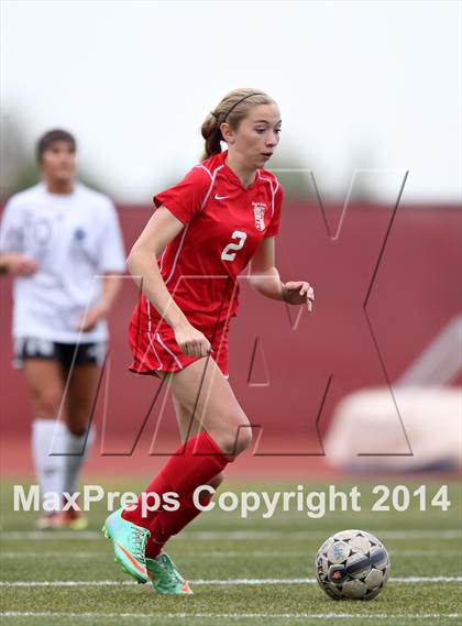 Thumbnail 1 in Grandview vs. Regis Jesuit (CHSAA 5A Playoff First Round) photogallery.