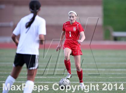 Thumbnail 2 in Grandview vs. Regis Jesuit (CHSAA 5A Playoff First Round) photogallery.