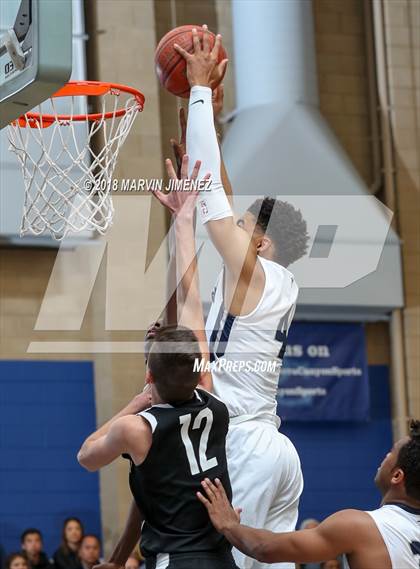 Thumbnail 3 in Foothills Christian vs Sierra Canyon (CIF Open Division Regional 1st Round) photogallery.