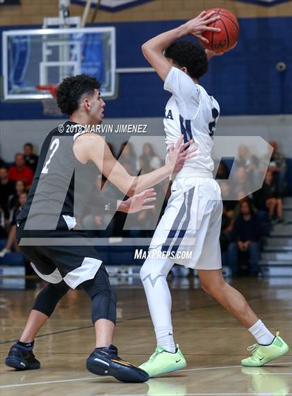 Thumbnail 3 in Foothills Christian vs Sierra Canyon (CIF Open Division Regional 1st Round) photogallery.