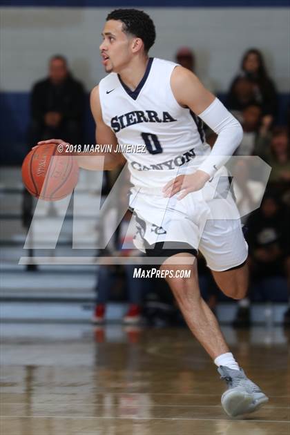Thumbnail 3 in Foothills Christian vs Sierra Canyon (CIF Open Division Regional 1st Round) photogallery.