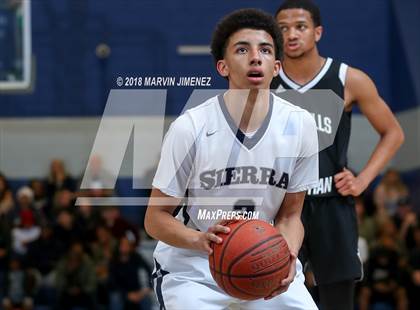 Thumbnail 1 in Foothills Christian vs Sierra Canyon (CIF Open Division Regional 1st Round) photogallery.
