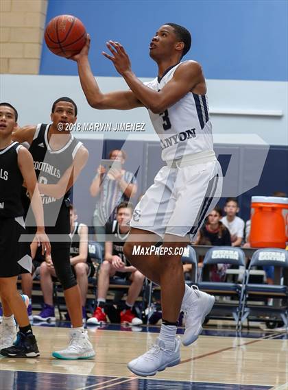 Thumbnail 1 in Foothills Christian vs Sierra Canyon (CIF Open Division Regional 1st Round) photogallery.