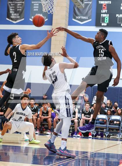 Thumbnail 3 in Foothills Christian vs Sierra Canyon (CIF Open Division Regional 1st Round) photogallery.