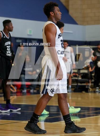 Thumbnail 3 in Foothills Christian vs Sierra Canyon (CIF Open Division Regional 1st Round) photogallery.