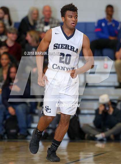 Thumbnail 2 in Foothills Christian vs Sierra Canyon (CIF Open Division Regional 1st Round) photogallery.