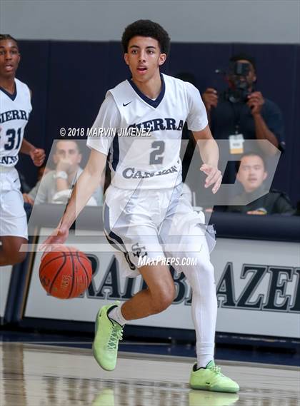 Thumbnail 1 in Foothills Christian vs Sierra Canyon (CIF Open Division Regional 1st Round) photogallery.