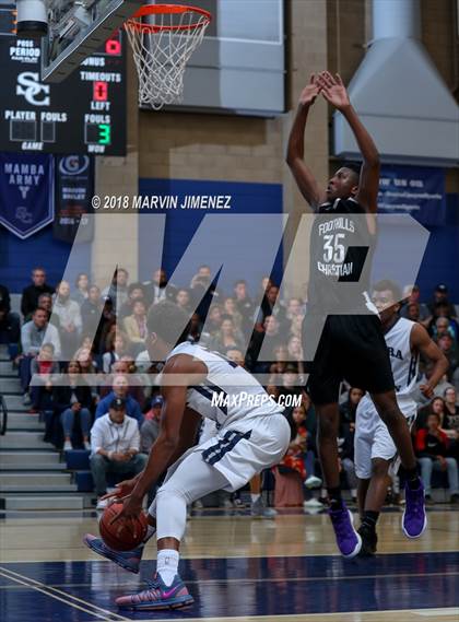 Thumbnail 1 in Foothills Christian vs Sierra Canyon (CIF Open Division Regional 1st Round) photogallery.