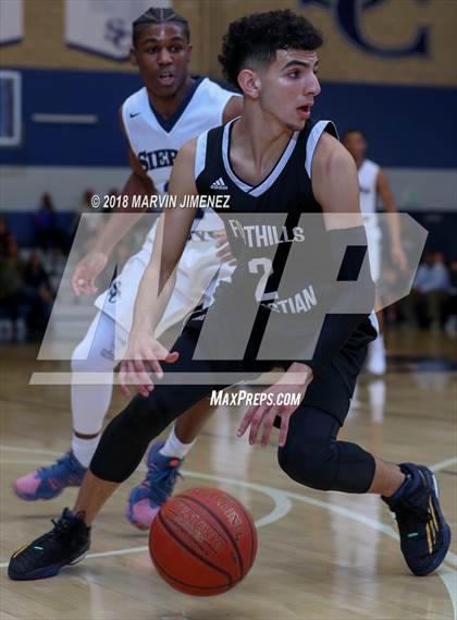 Thumbnail 1 in Foothills Christian vs Sierra Canyon (CIF Open Division Regional 1st Round) photogallery.