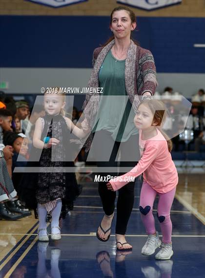 Thumbnail 3 in Foothills Christian vs Sierra Canyon (CIF Open Division Regional 1st Round) photogallery.