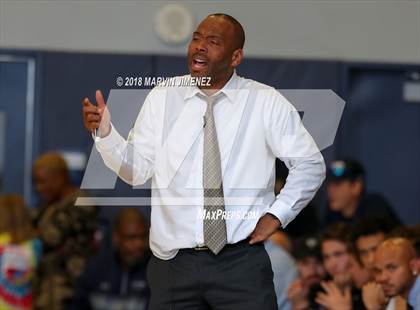 Thumbnail 1 in Foothills Christian vs Sierra Canyon (CIF Open Division Regional 1st Round) photogallery.