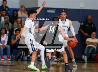 Thumbnail 2 in Foothills Christian vs Sierra Canyon (CIF Open Division Regional 1st Round) photogallery.