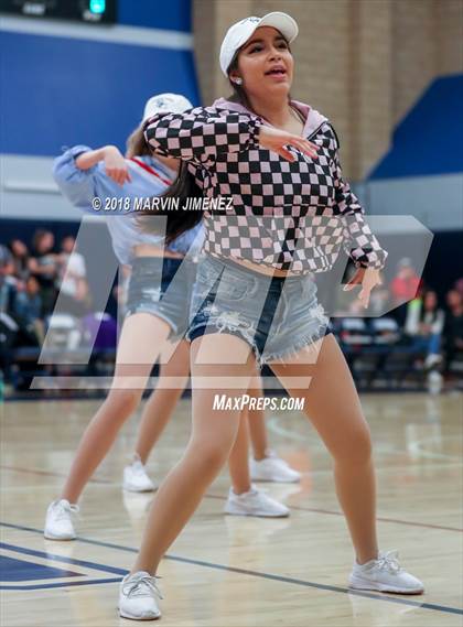 Thumbnail 2 in Foothills Christian vs Sierra Canyon (CIF Open Division Regional 1st Round) photogallery.