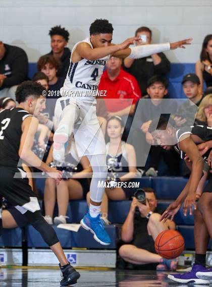 Thumbnail 2 in Foothills Christian vs Sierra Canyon (CIF Open Division Regional 1st Round) photogallery.