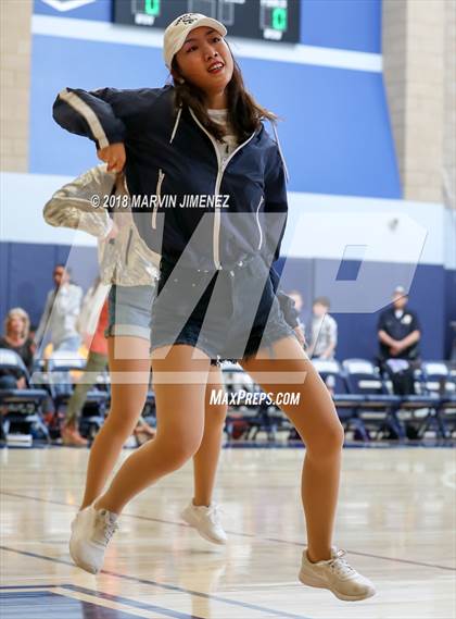 Thumbnail 2 in Foothills Christian vs Sierra Canyon (CIF Open Division Regional 1st Round) photogallery.
