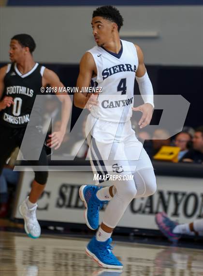 Thumbnail 2 in Foothills Christian vs Sierra Canyon (CIF Open Division Regional 1st Round) photogallery.