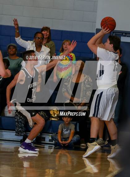 Thumbnail 2 in Foothills Christian vs Sierra Canyon (CIF Open Division Regional 1st Round) photogallery.