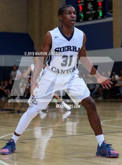 Thumbnail 3 in Foothills Christian vs Sierra Canyon (CIF Open Division Regional 1st Round) photogallery.