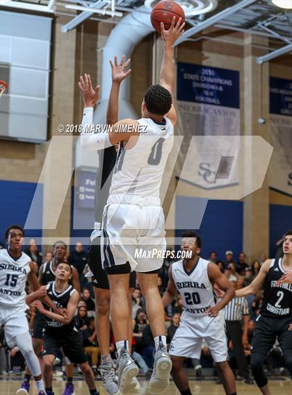 Thumbnail 2 in Foothills Christian vs Sierra Canyon (CIF Open Division Regional 1st Round) photogallery.