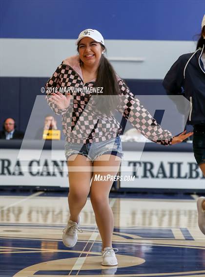Thumbnail 3 in Foothills Christian vs Sierra Canyon (CIF Open Division Regional 1st Round) photogallery.