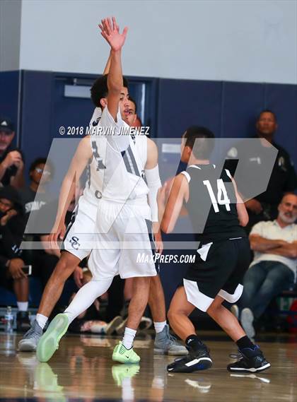 Thumbnail 3 in Foothills Christian vs Sierra Canyon (CIF Open Division Regional 1st Round) photogallery.